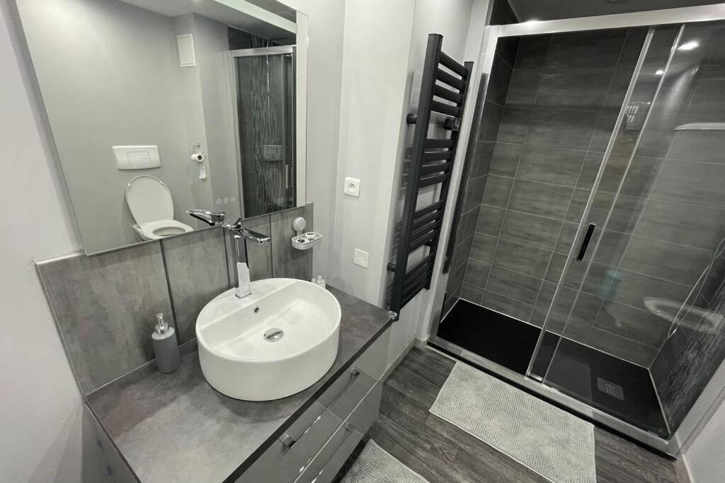 Appartement Cosy, Wifi Gratuit,5 Min De La Gare Boulogne-sur-Mer Luaran gambar